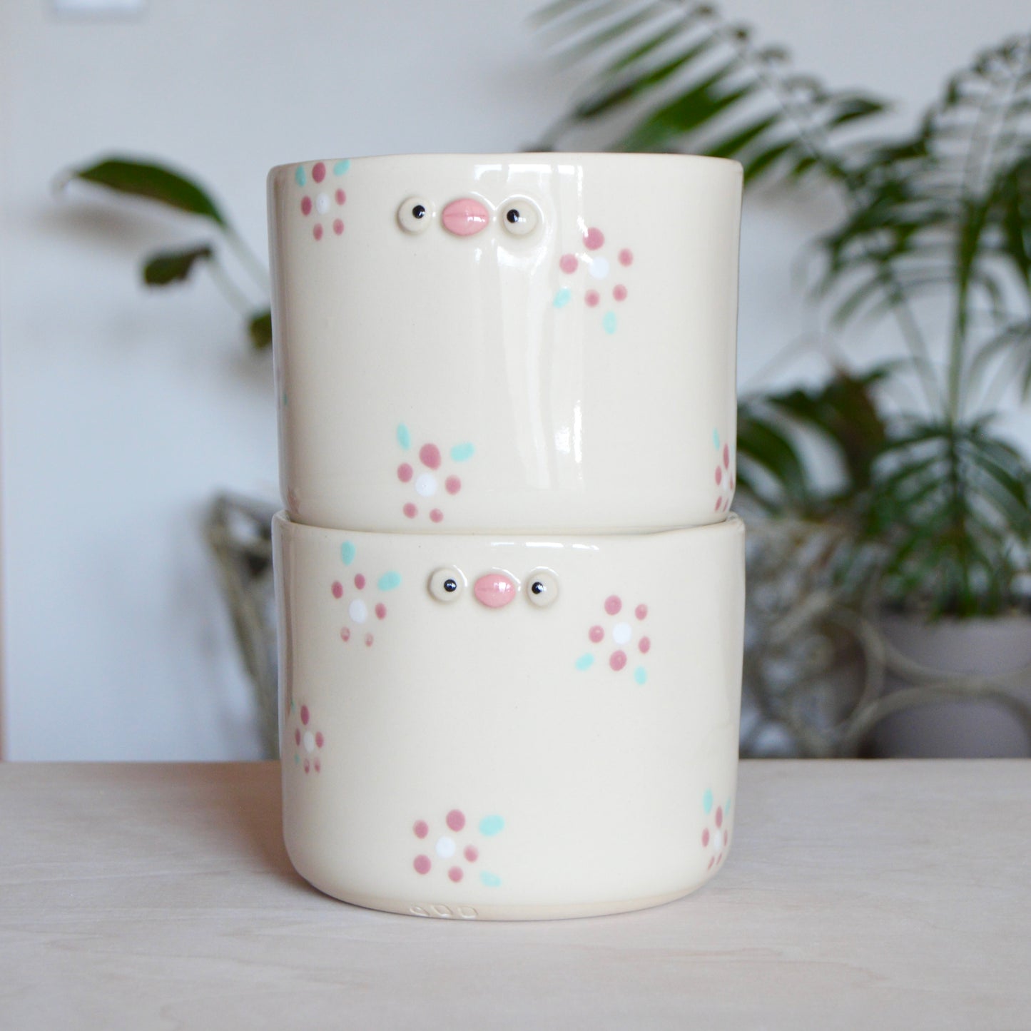 Posy-in-Bloom Pot