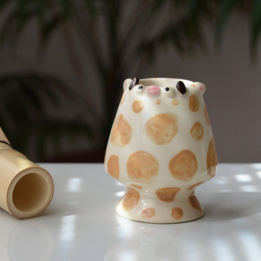 Giraffe Whisk Holder