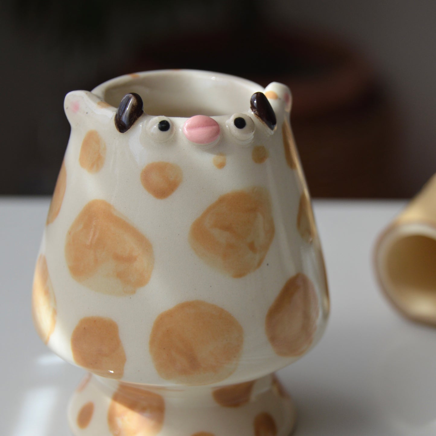 Giraffe Whisk Holder